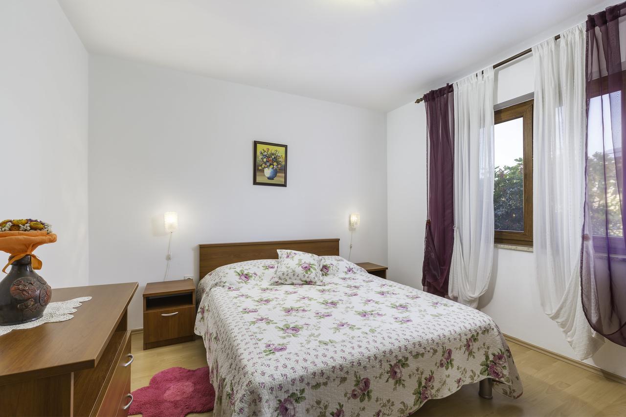 Apartment Milena Porec Ngoại thất bức ảnh